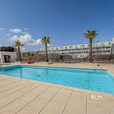 Apartment T2 Eden, Piscine , Ideale Pour Famille De 4 Personnes *